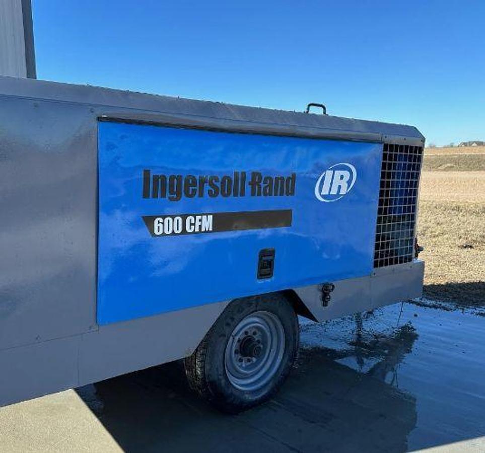 Used 2000 Ingersoll-Rand 600 CFM Air Compressor