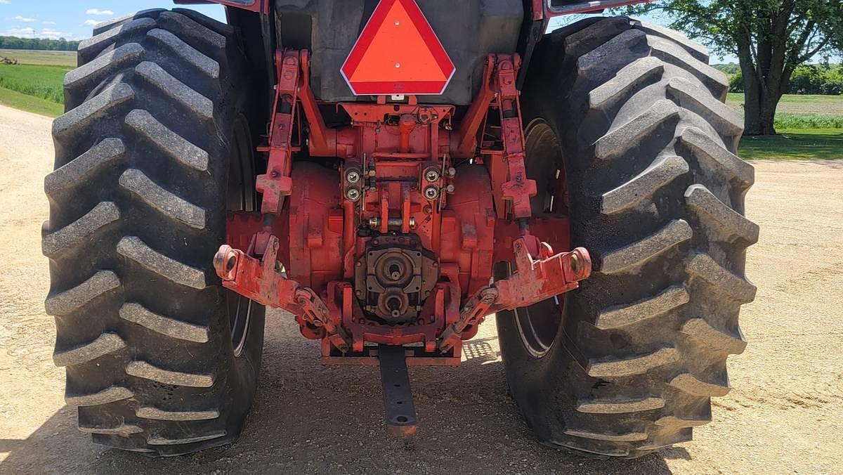 Used 1976 International 1586 Tractor