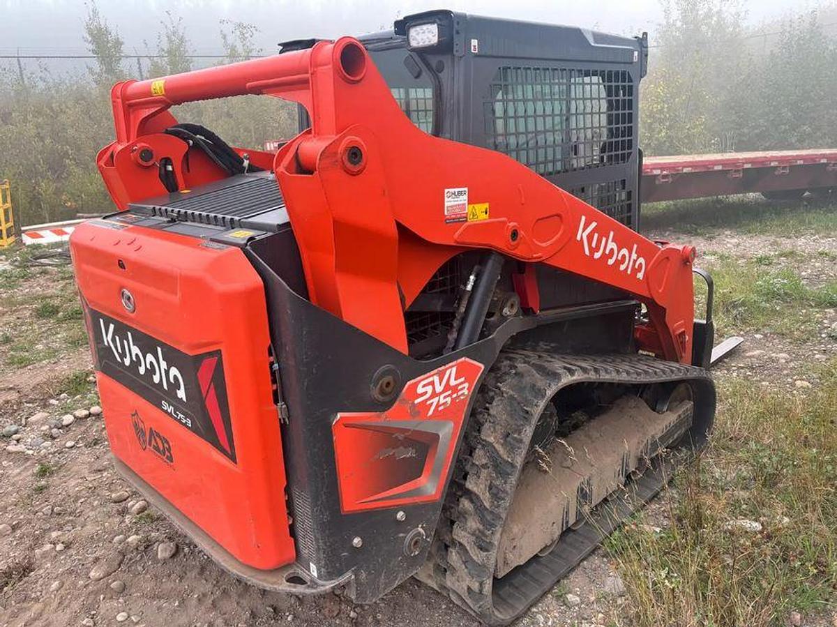 Used 2023 Kubota SVL 75-3 Skid Steer with Trailer