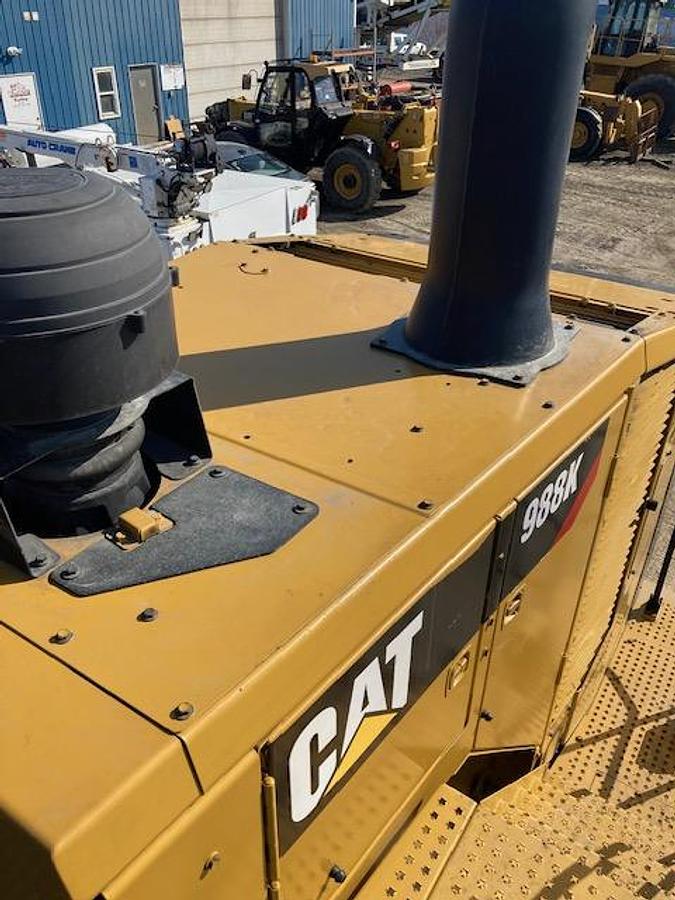 Used 2016 CATERPILLAR 988K