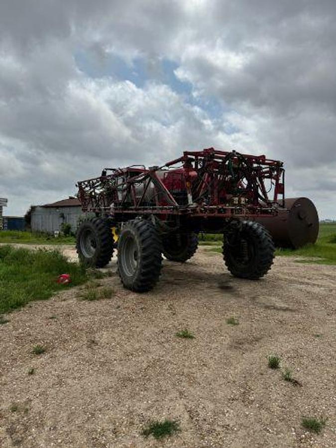 Used 2001 Case IH 7788 Sprayer