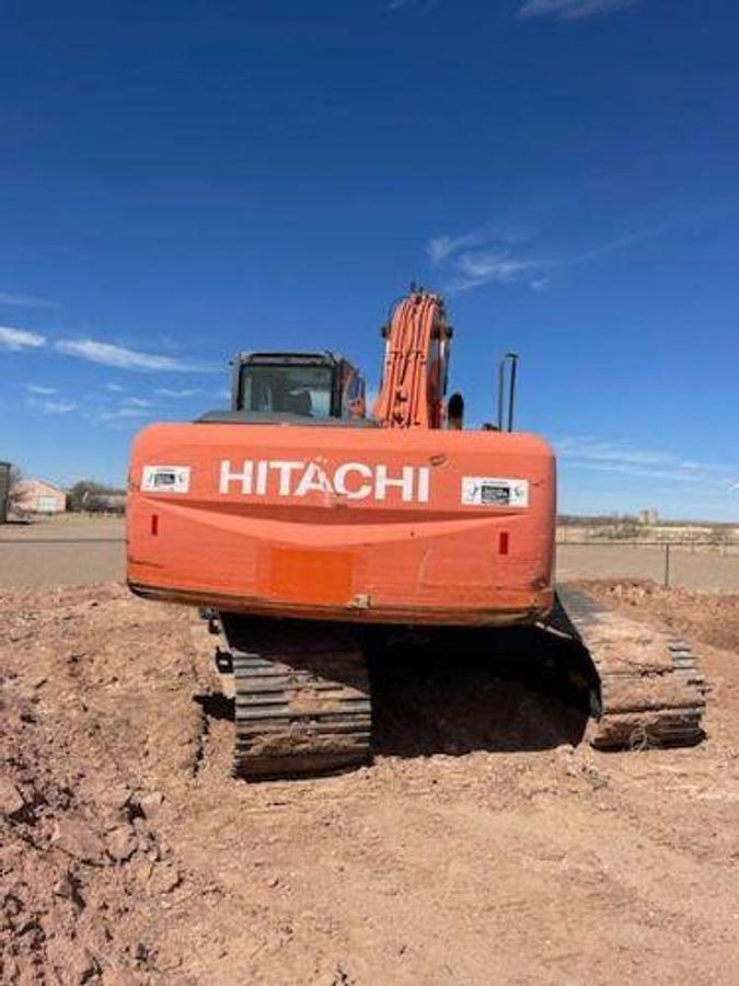 Used 2012 HITACHI ZX200LC-3