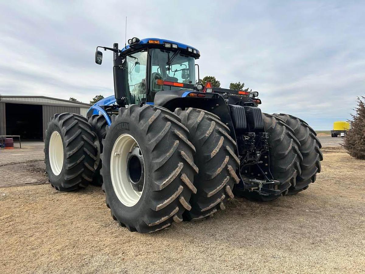 Used 2014 New Holland T9-560