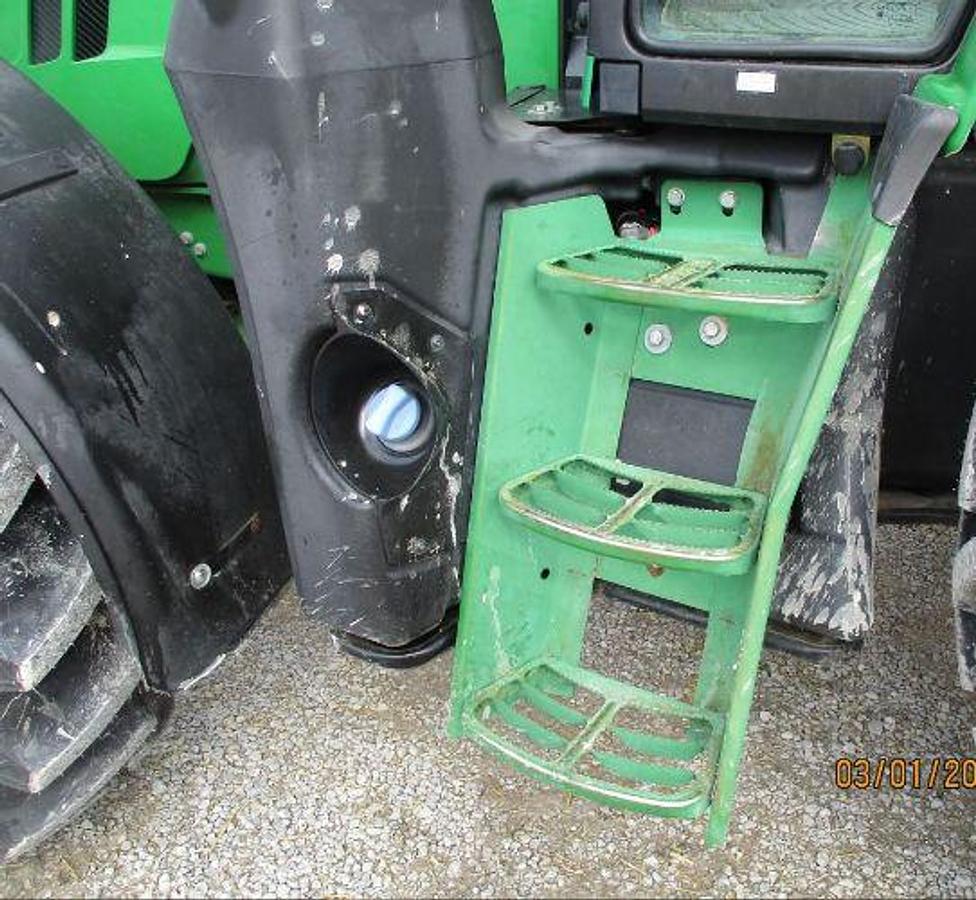 Used 2017 JOHN DEERE 6110M