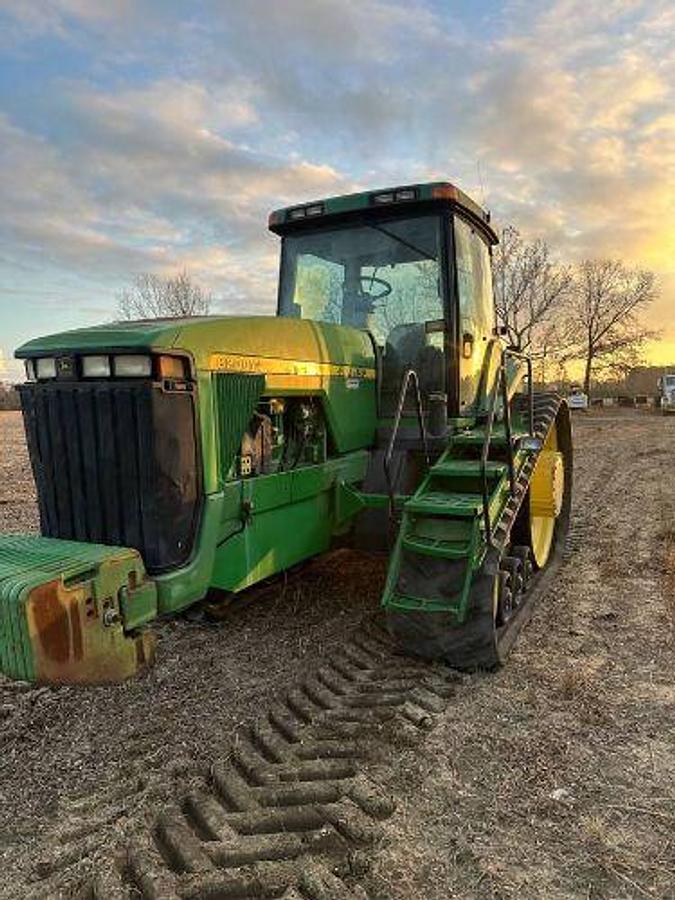 Used 1997 JOHN DEERE 8200T