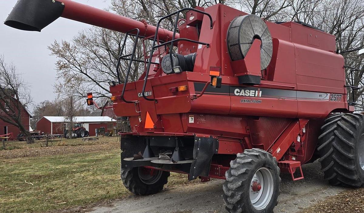 Used 2008 Case IH 2577 Combine