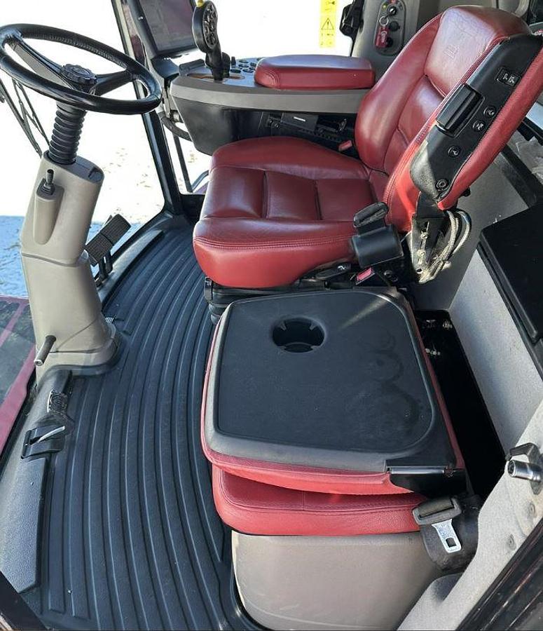 Used 2016 Case IH 8240