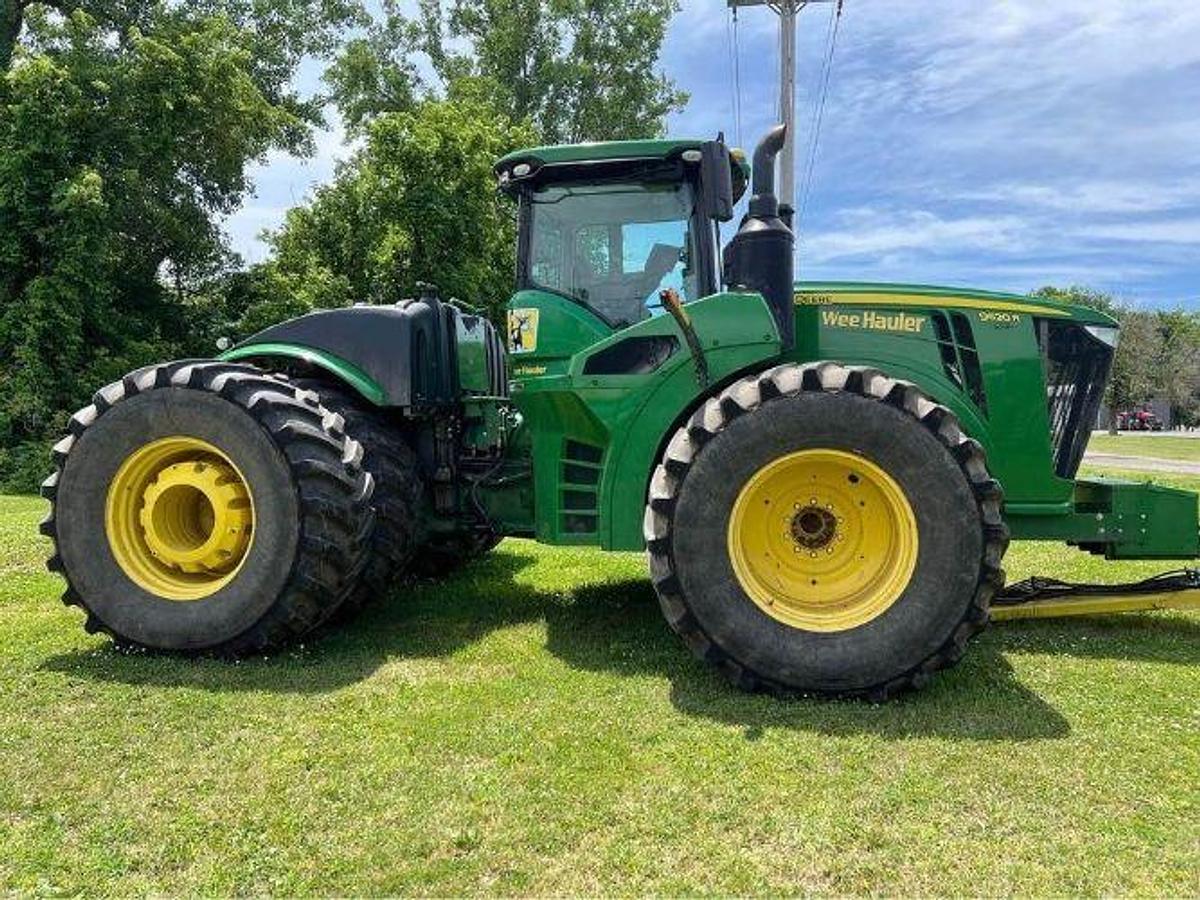 Used 2019 JOHN DEERE 9520R