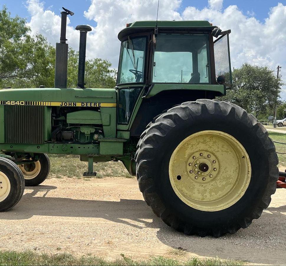 Used 1979 JOHN DEERE 4640 Tractor & 2001 Rhino FM 15’ Rotary Cutter.