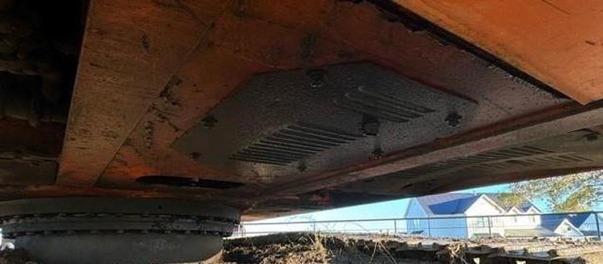 Used 2006 HITACHI EX200 LC Excavator