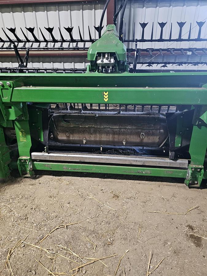 Used 2022 John Deere 40HDF Header