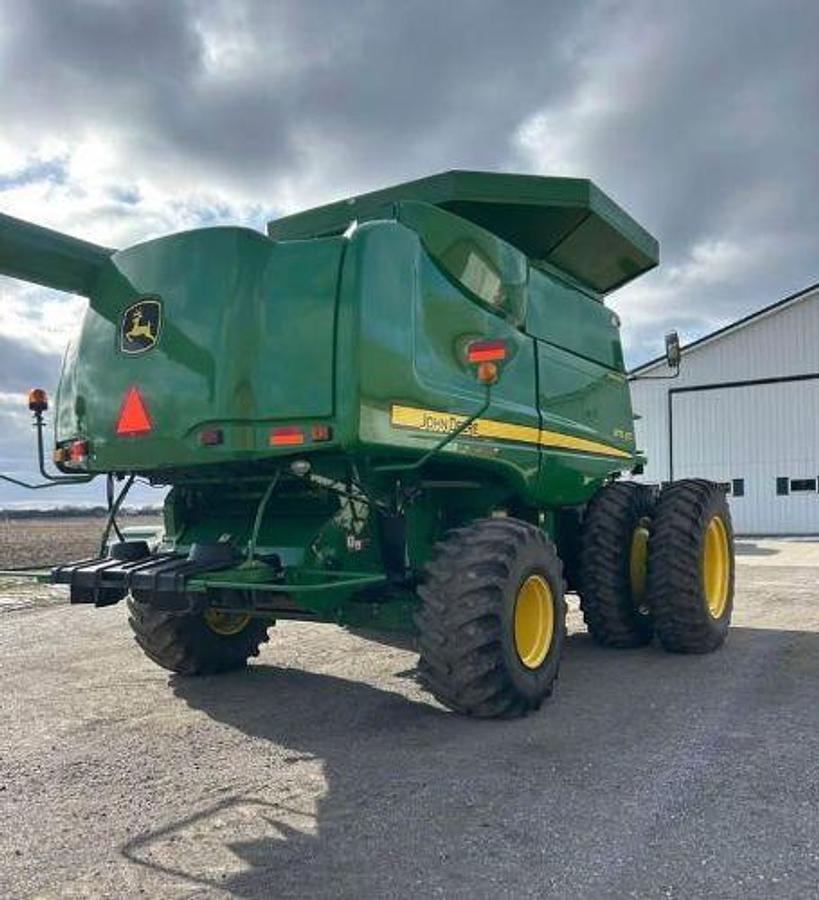 Used 2010 JOHN DEERE 9770 STS