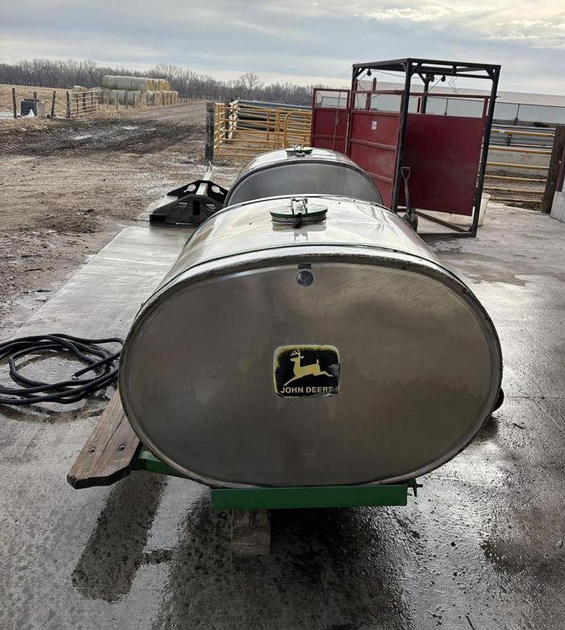 Used 2020 JOHN DEERE CHEM-FARM 200