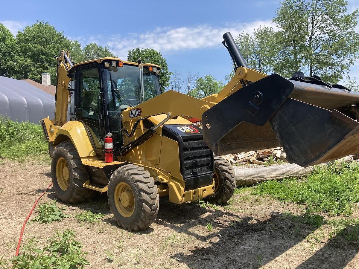 Used 2023 Caterpillar 420 XE Backhoe Loader