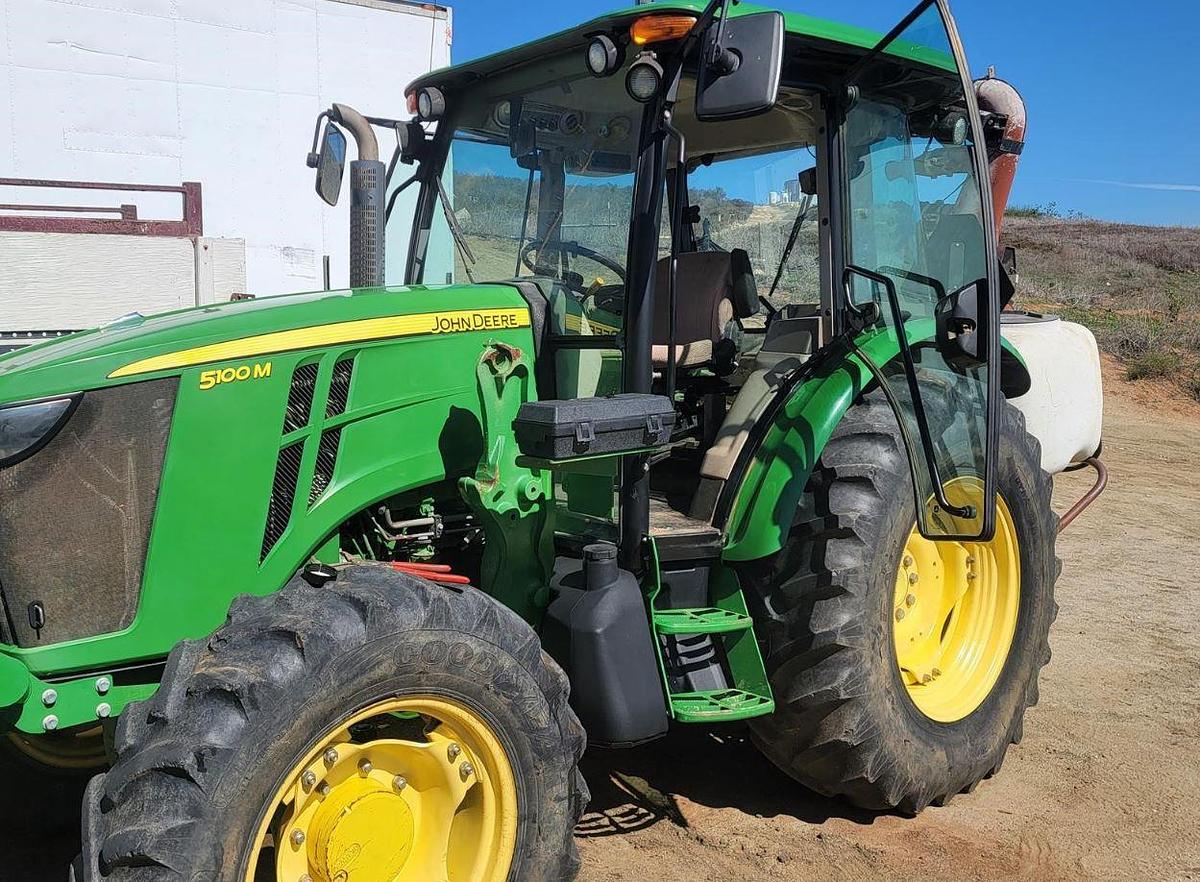 Used 2013 John Deere 5100M
