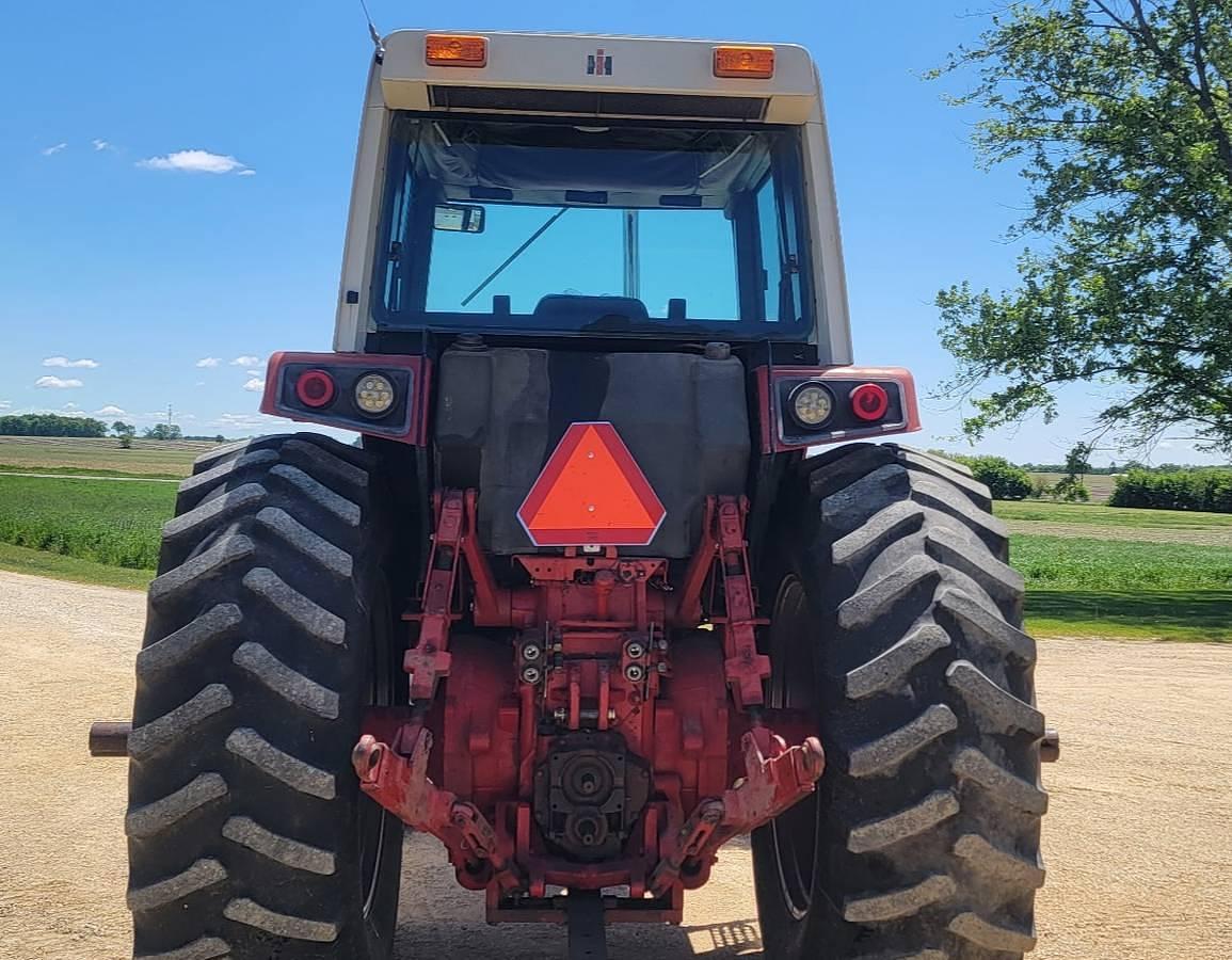 Used 1976 International 1586 Tractor