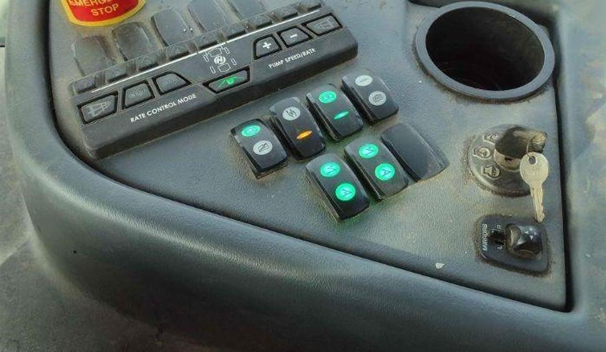 Used 2014 Hagie STS14