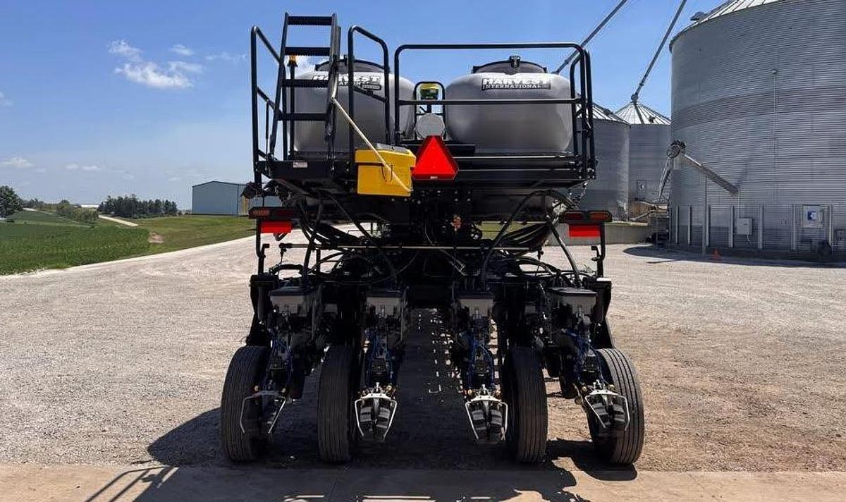 Used 2022 Harvest International Pb 6030brt Tractor