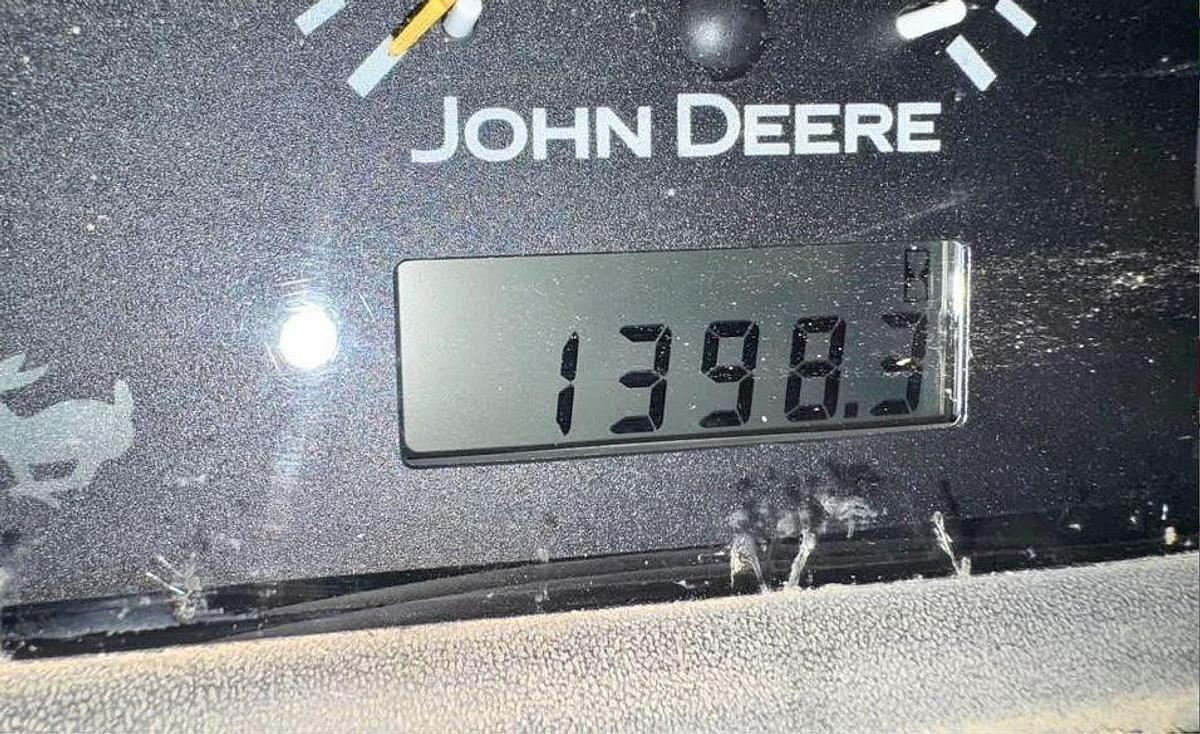 Used 2006 JOHN DEERE 5225