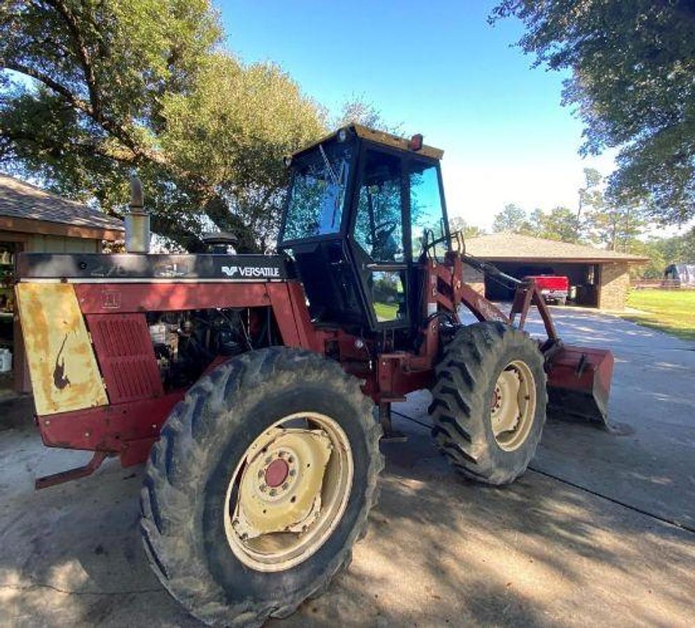 Used 1988 VERSATILE 276