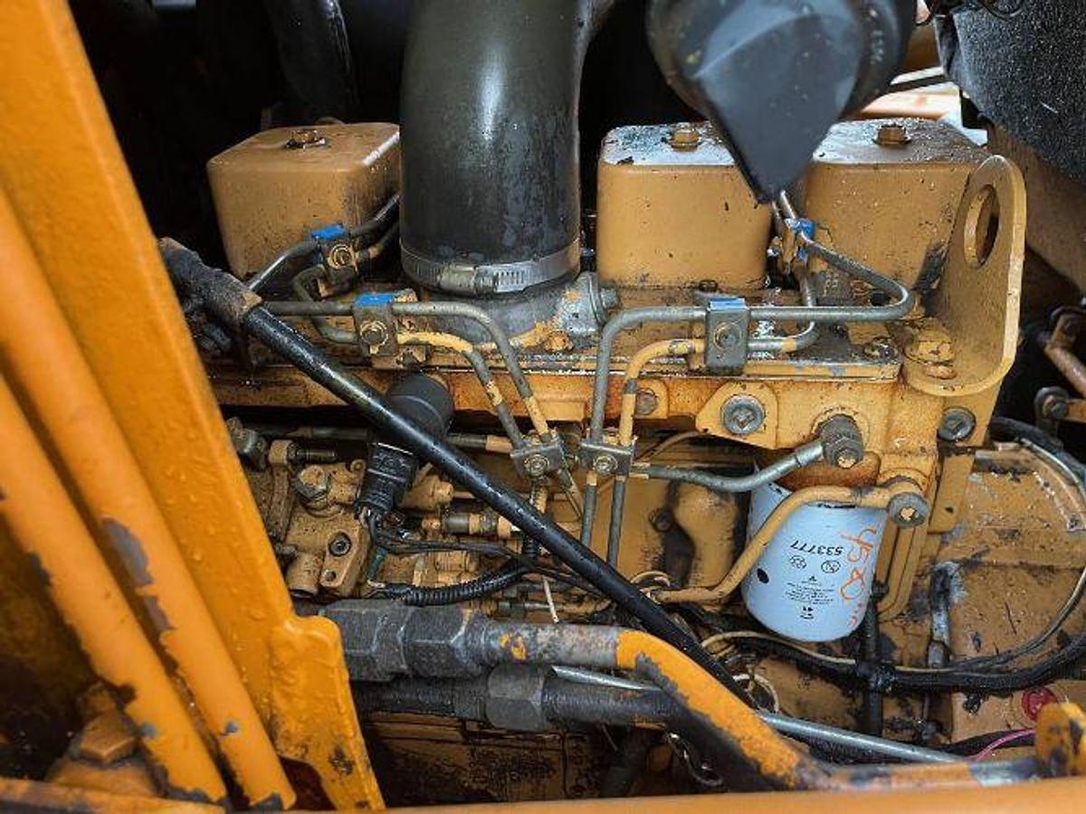 Used 2001 CASE 1845C Skid Steer