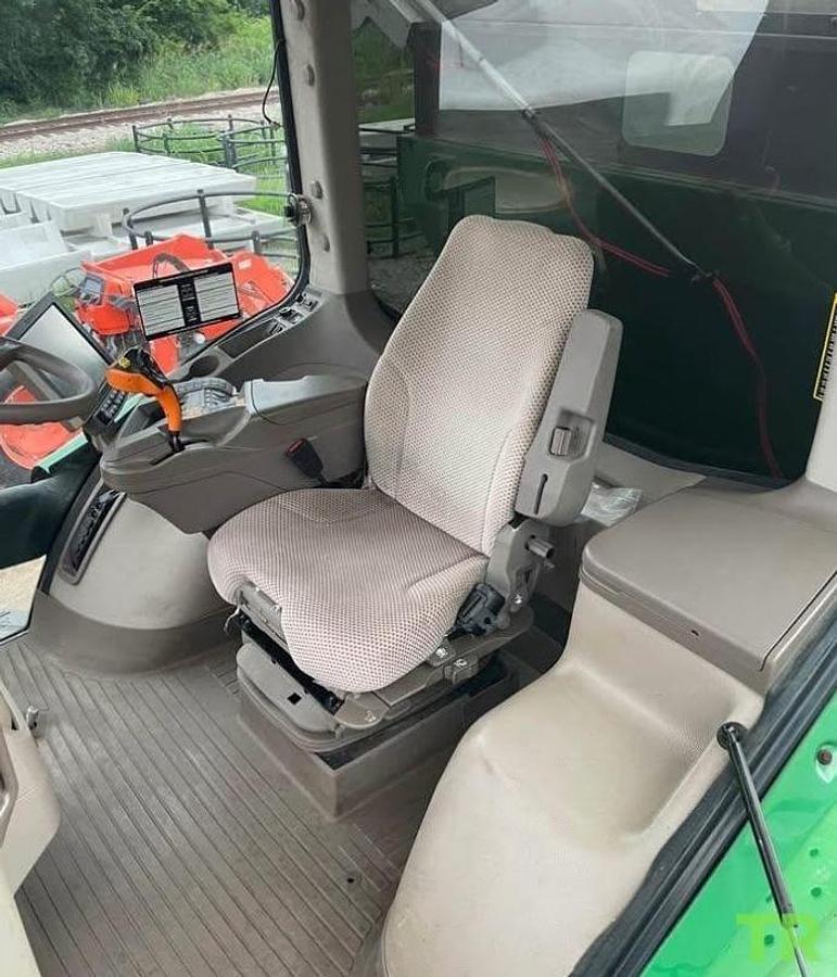 Used 2019 John Deere R4038 Self-Propelled Sprayer