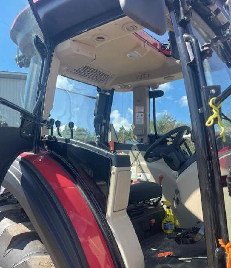 Used 2023 Mahindra 6075