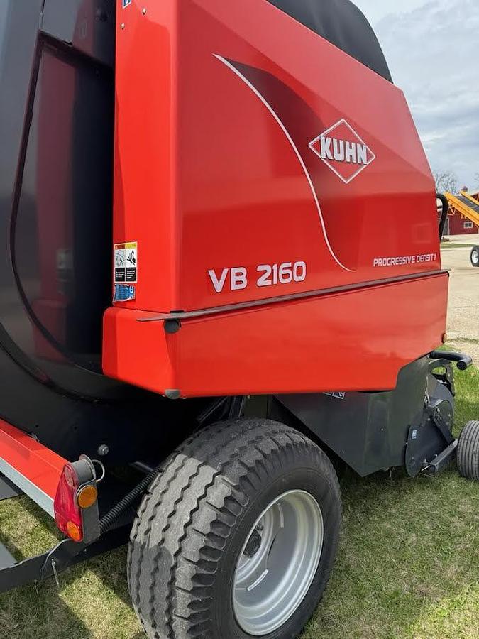Used Kuhn VB2160 Round Baler