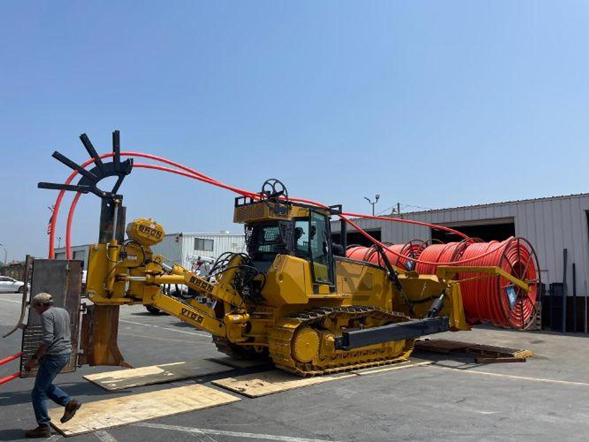 Used 2022 Bron Y3 V100 Plow attached to a 2009 John Deere 850JR Dozer
