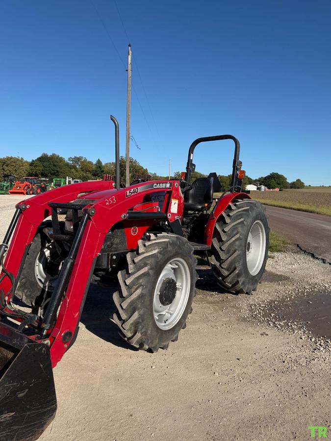 Used 1995 Case IH 3230 Tractor