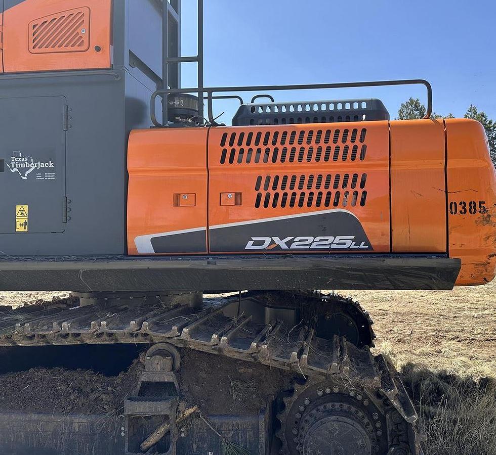 Used 2024 DEVELON DX225LL-5 Log Loader