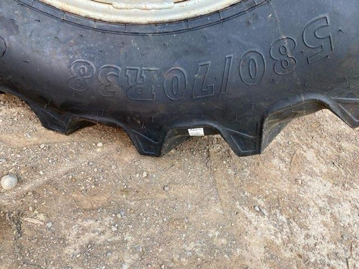 Used 2010 MASSEY FERGUSON 7480 Tractor