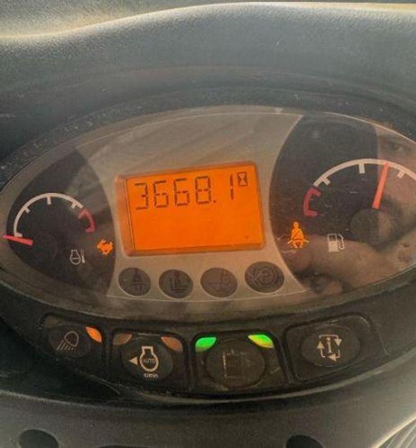 Used 2014 BOBCAT S770