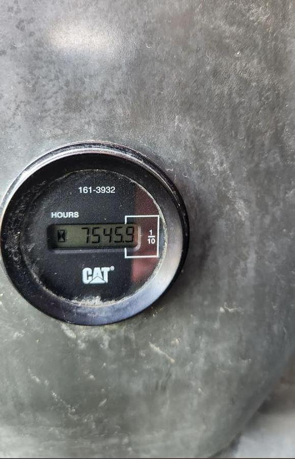 Used 2007 Caterpillar 320D