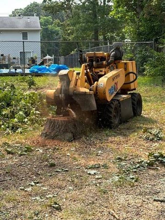 Used 2006 Carlton SP7015 Stump Grinder