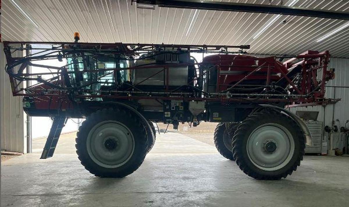 Used 2022 Case IH Patriot 4440 Self Propelled Sprayer