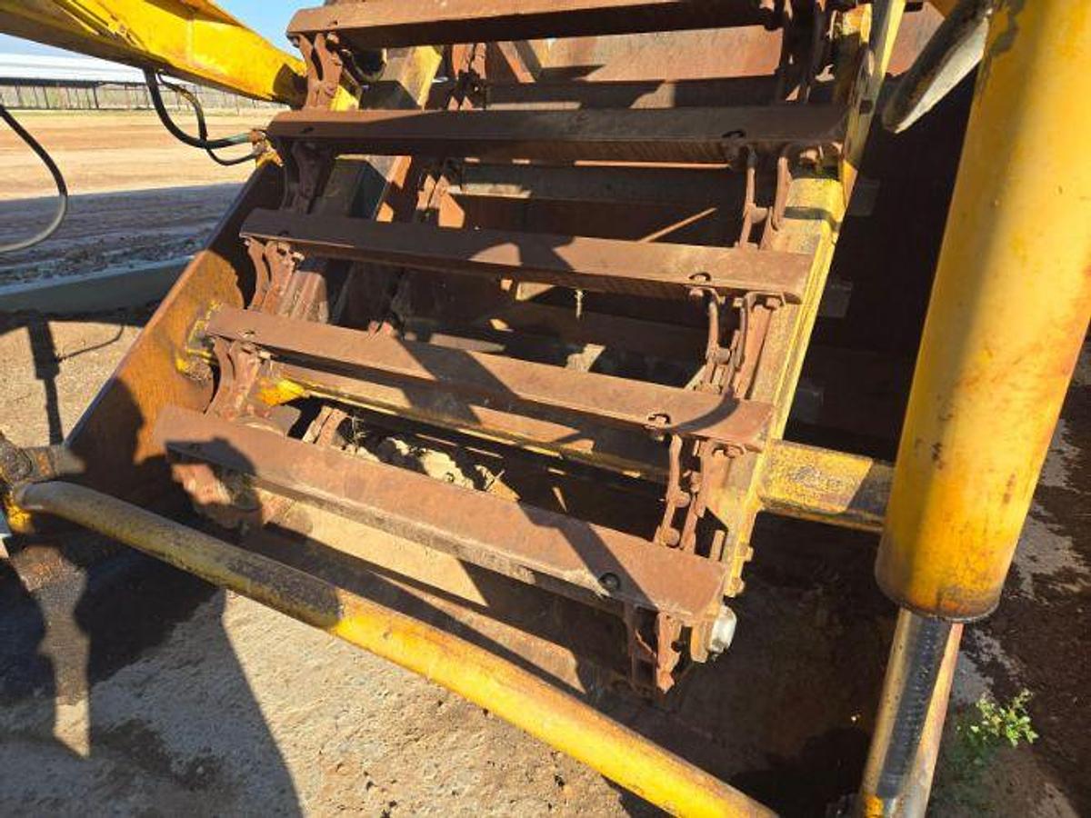 Used 1974 JOHN DEERE 760A