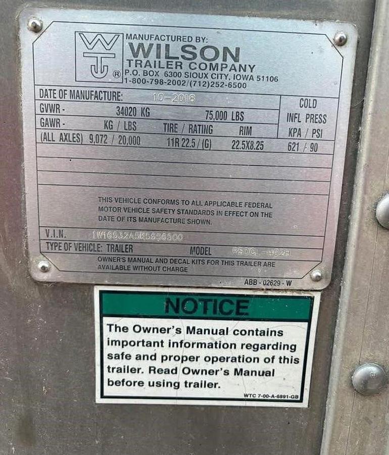 Used 2019 WILSON PSDCL-402H Livestock Trailer