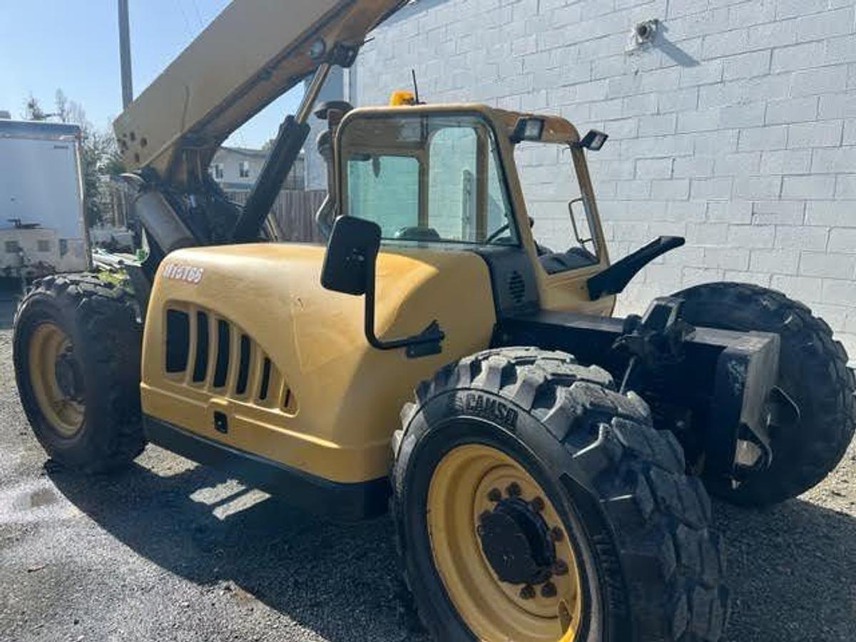 Used 2007 CATERPILLAR TL642