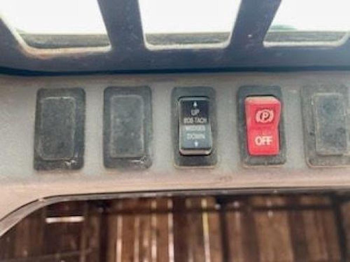 Used 2005 Bobcat S160