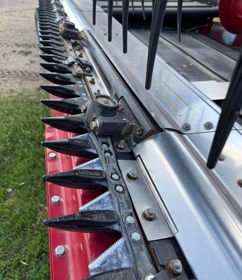 Used 2020 CASE IH 3162 40’ Draper Header