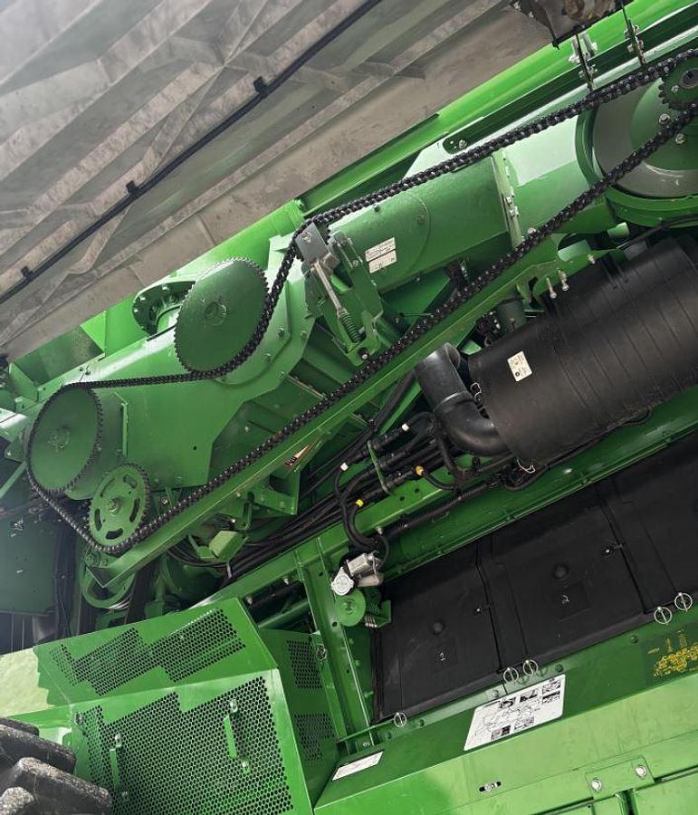 Used 2022 John Deere S770 Combine