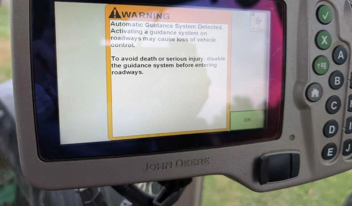 Used 2005 JOHN DEERE 8320