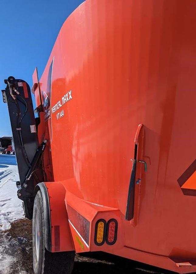 Used 2016 Kuhn Knight VT144