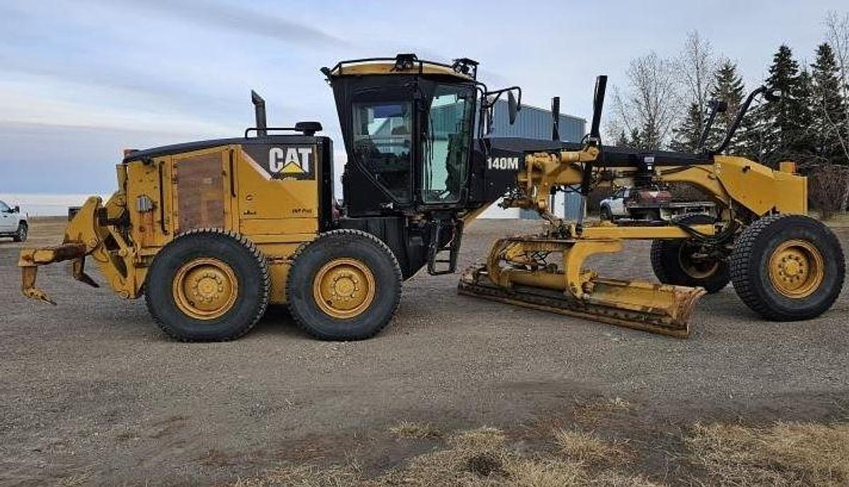 Used 2008 CATERPILLAR 140M Motor Grader