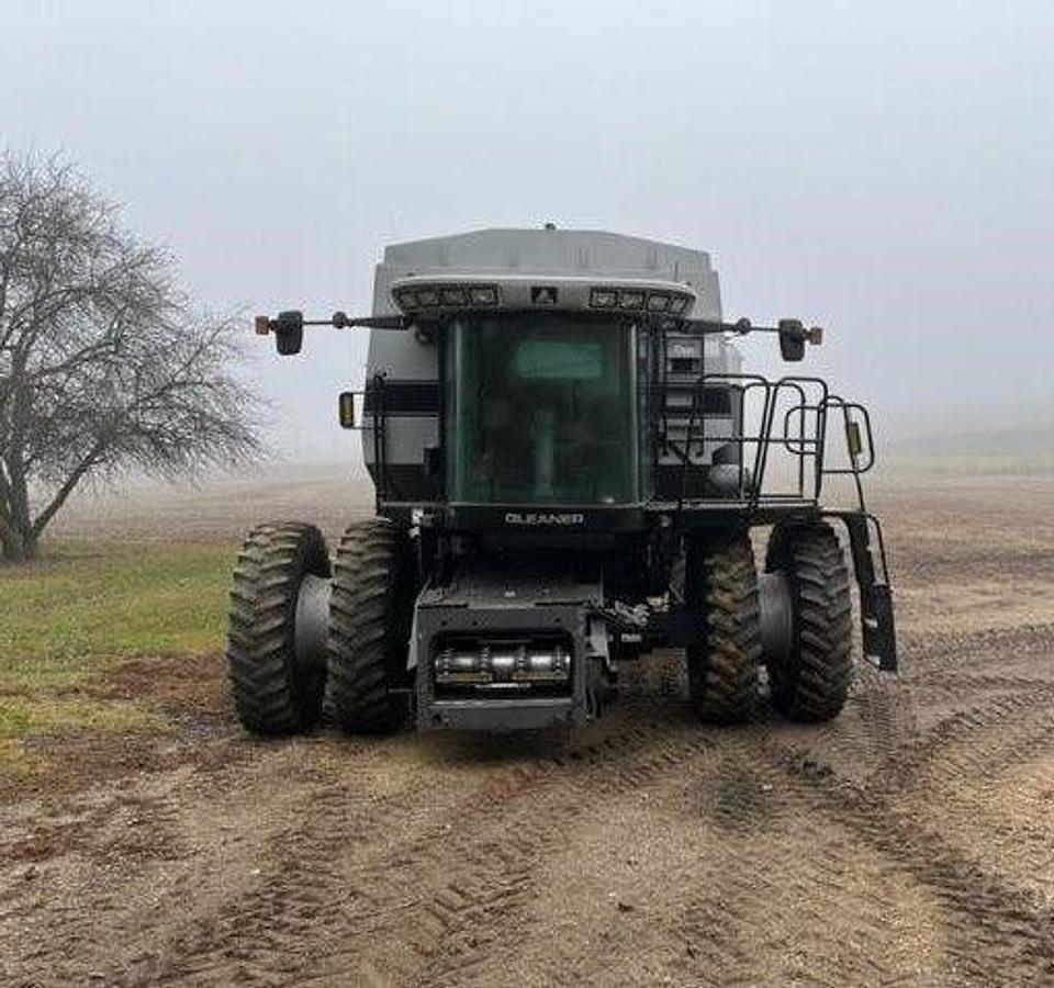 Used 2008 Gleaner R75