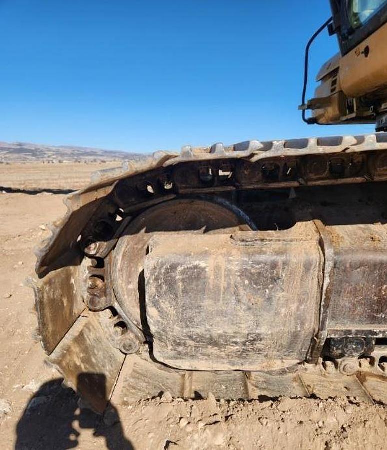 Used 2009 Caterpillar 325dl