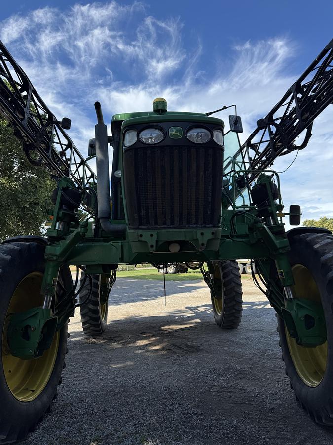 Used John Deere 4720 Self-Propelled Sprayer