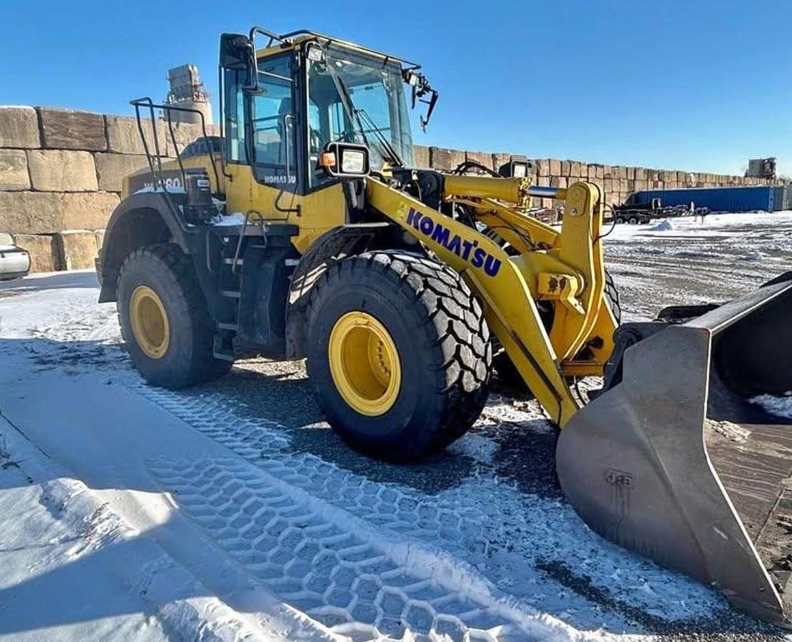 Used 2021 Komatsu Wa380