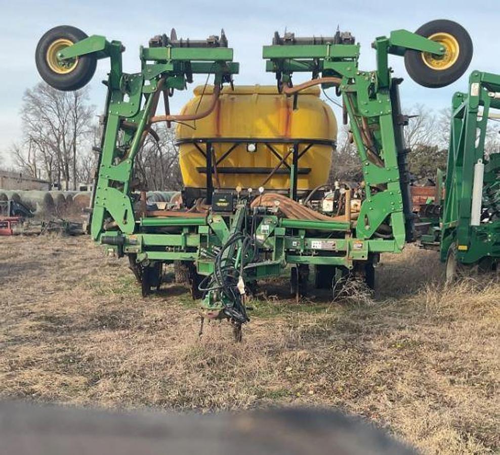 Used 2010 JOHN DEERE 2510H